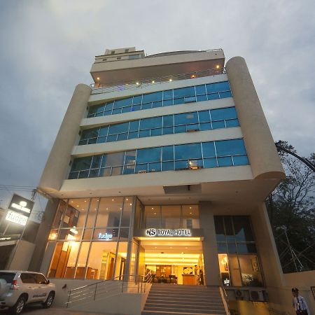 NS Royal Hotel Cebu Dış mekan fotoğraf