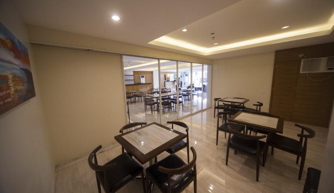 NS Royal Hotel Cebu Dış mekan fotoğraf